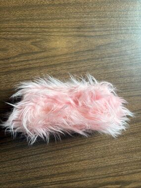 Gentle Monster x Jennie Jentle Salon Collaboration Pink Faux Fur Eyeglasses Case